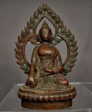 Antique Nepalese Or Tibetan Bronze Figure Of Buddha Tibet 15th - 18th Century