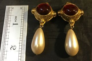 Vintage 1980’s Large Gold & Red Stone Drop Pearl Clip Earrings