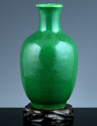Fine Antique Chinese Apple Green Crackle Glazed Vase Qing Dynasty W Stand