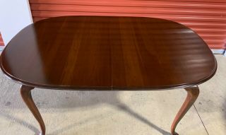 Ethan Allen Georgian Court Solid Cherry Oval Dining Table W/leaves & Pads