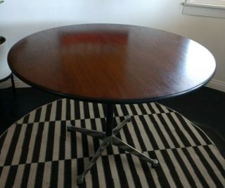 Herman Miller Eames Mid Century Modern Round Dinning Office Table 41 