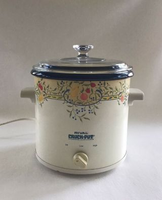 Vintage Rival Crockpot Stoneware Slow Cooker 3.  5 Quart Model 3100 Fruit Pattern