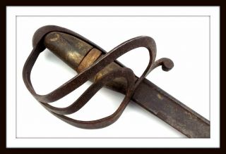 Antique American Civil War Confederate Cavalry Sword By " Peter D.  Luneschloss "