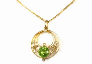 Antique 9ct Gold Peridot Seed Pearl Pendant 17.  5” Chain Necklace Boxed