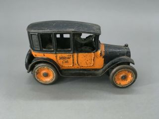 Vintage/antique Arcade Cast Iron Yellow Cab With Driver Paint 1920s Toy