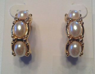 Vintage Signed Monet Jewelry Half Hoop Earrings 22k Gold Plated Cream Faux Pearl