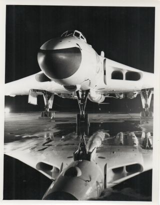 Large Vintage Photo - Avro Vulcan