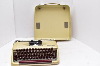 Vintage Olympia SF Deluxe Portable Compact Typewriter With Case 2