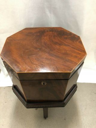 Mahogany Cellarette With Lock And Key And Detachable Base With Drain