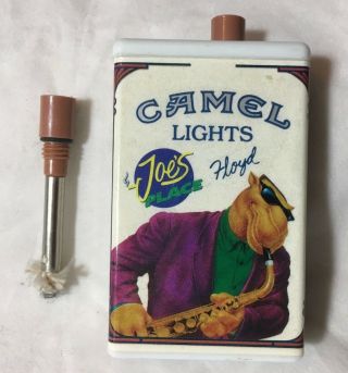(1) Camel Lights Joe 