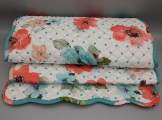 The Pioneer Woman Scalloped Floral Vtg Bloom Reversible Table Runner 14x72 Euc