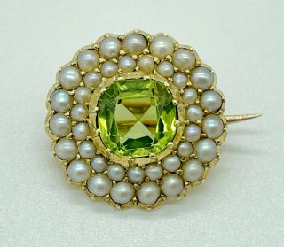 Antique 15ct Gold Peridot And Pearl Brooch 3.  3 Grams