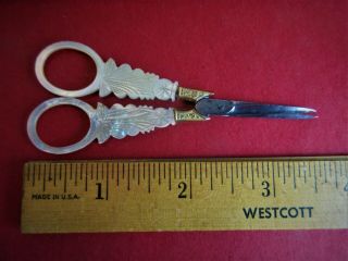 ANTIQUE,  EARLY 19th C,  FRENCH,  PALAIS ROYAL MOTHER OF PEARL embroidery scissors, 6