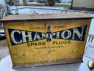 Champion Double Ribbed Spark Plug Steel Display Case