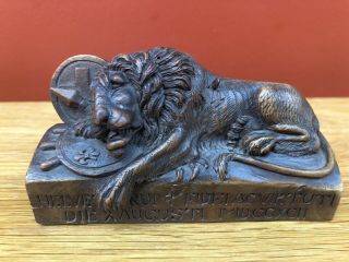 Finely Carved 19th Century Grand Tour Carved Wood Model Of The Lion Of Lucerne