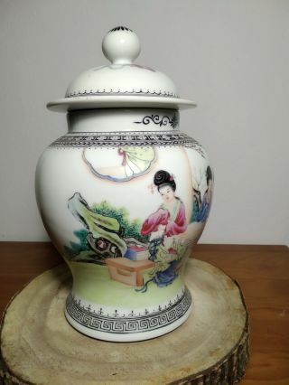 Chinese Porcelain Famille Rose Vase with cover - mid 20th century 2