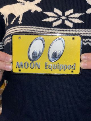 Vintage 1960s Moon Equipped Hesik Co.  Mooneyes Car Club Plaque Hot Rod
