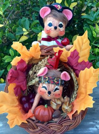 Vintage Annalee Doll Thanksgiving Cornucopia Centerpiece Pilgrim Indian Mice