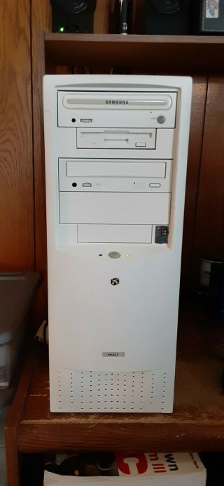 Vintage Gateway 2000 Kad Select 650 Desktop Computer