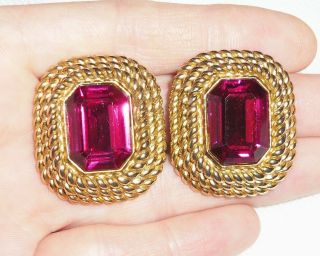 Vintage Sphinx E2859 Fuschia Pink Glass Rock Crystal Clip On Earrings Gold Tone
