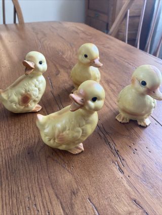 4 Vintage Lefton Ducklings Yellow Baby Ducks Figurinesjapan 3 With Stickers 3.  5 "