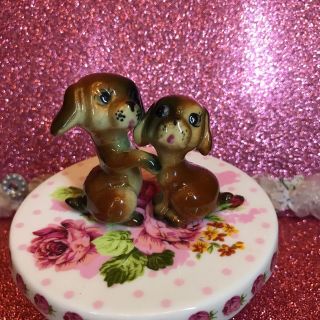 Vtg Napco Little Brown Puppy Dogs Hugging Valentine Figurines Japan