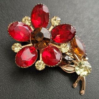 Vintage Ruby Amber Glass Rhinestone Flower Brooch Pin 762