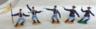 Vintage Timpo,  70’s,  Federals With Kepi Heads X 5,  54mm Scale Plastic