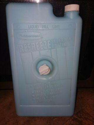 Vtg Rubbermaid Refreeze Beverage Bottle 8281 Refillable Ice Pack Screw Cooler