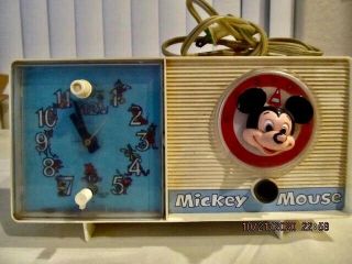 Mickey Mouse Clock Radio - Vintage - General Electric Youth Electronics