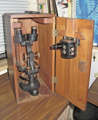 Bausch & Lomb Stereo Microscope in wooden box Antique 2