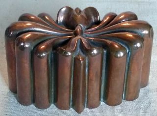 Antique 19th Cent.  Benham & Froud Copper Mold 164 Oval Flowers,  Heart Mark 4