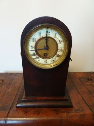 Antique 19th Century Victorian Oak Arched Mantel Clock With Brass Lion Decals