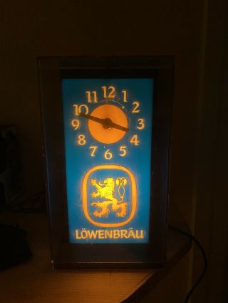 Vintage Lowenbrau Beer Lighted Cube Clock Sign Man Cave Bar Tavern Collectible