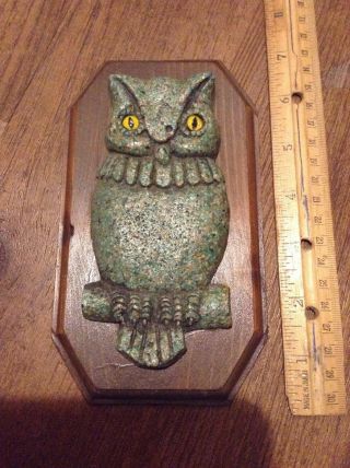 Vintage Wood Wall Hanging Plaque Owl Stone Gold Eyes Decor Yellow Green