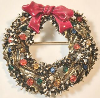 Vintage Estate Jewelry Signed Art Rhinestone Enamel Christmas Wreath Brooch 248