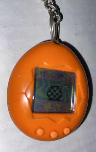 Vintage 1997 Bandai Tamagotchi Giga Virtual Pet Orange Keychain