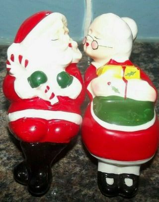 Vintage Christmas Japan Santa & Mrs Claus Shelf Sitter Salt & Pepper Shaker Set