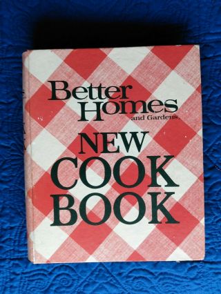Vintage Better Homes & Gardens Cookbook 1976 2nd Printing - 5 Ring Binder