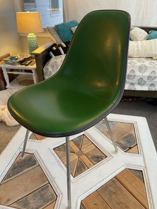 Herman Miller Charles Eames Fiberglass Side Shell Chair Green And White Fiber