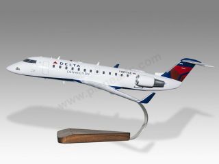 Bombardier Crj - 200lr Delta Connection Endeavor N832ay,  Number 832 7 Wood Stand,