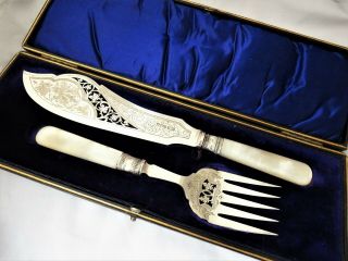 Large Ornate Solid Silver & Mother Of Pearl Fish Servers Sheffield 1899