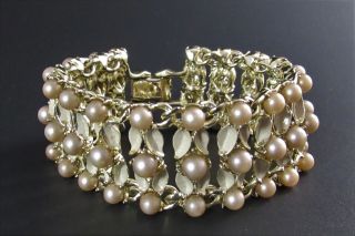 Vintage Gold Tone Bracelet Faux Pearls Unsigned Coro 6 1/2 " (b7 - 28)