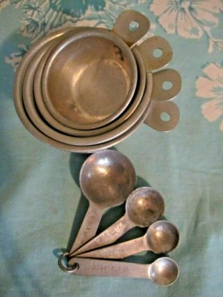 Vintage Measure Metal Measuring Cups Set Of 4 & Round Spoons Set 4 Ring