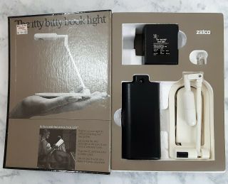 Vintage Zelco " The Itty Bitty Book Light " W/ Extra Bulb & Instructions