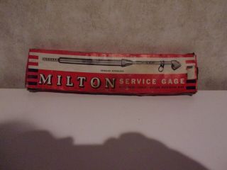 Vintage Milton Service Gage P/n 976 Dual Head Chuck 10 To 120 Lbs.