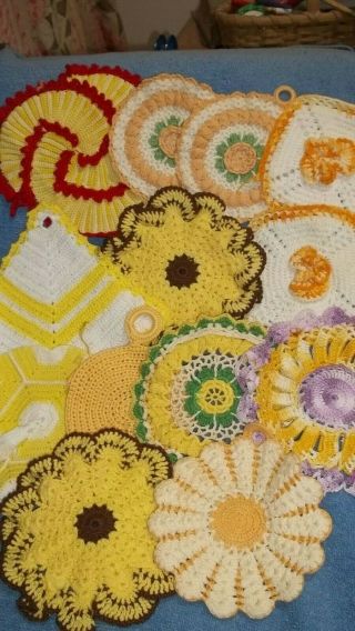 12 Vintage Crochet Pot Holders Hot Pads Mainly Orange Yellow Several Doubles