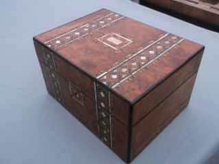 Antique Victorian Walnut Mother Of Pearl Parquetry Inlaid Ladies Vanity Box