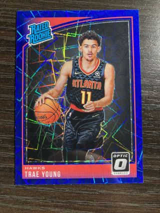 18 - 19 Donruss Optic Trae Young Blue Velocity Rookie Card Prizm 198
