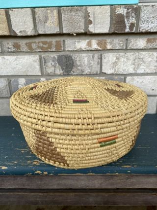 Vintage Round Woven Basket With Lid 12”
